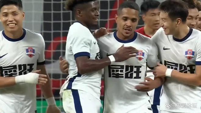 冲刺阶段成都蓉城远射贴柱：欧联节点到来，引发热议，更衣室氛围转暖的简单介绍乐鱼体育入口